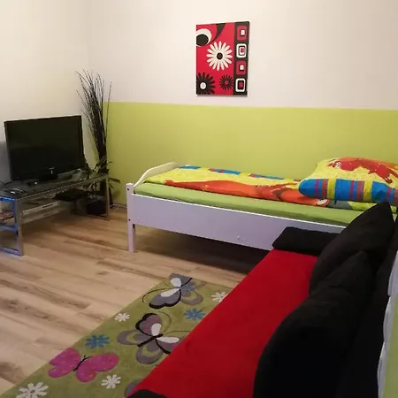 Charlotte Flat